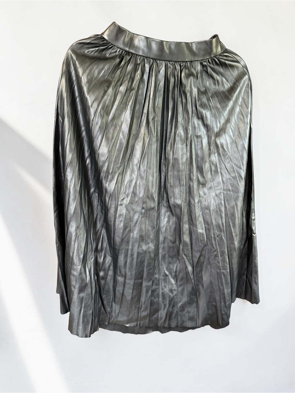 Sincerely Jules Black Pleated Midi Skirt Size Small Y2K Party Holiday Glam - Picture 1 of 4